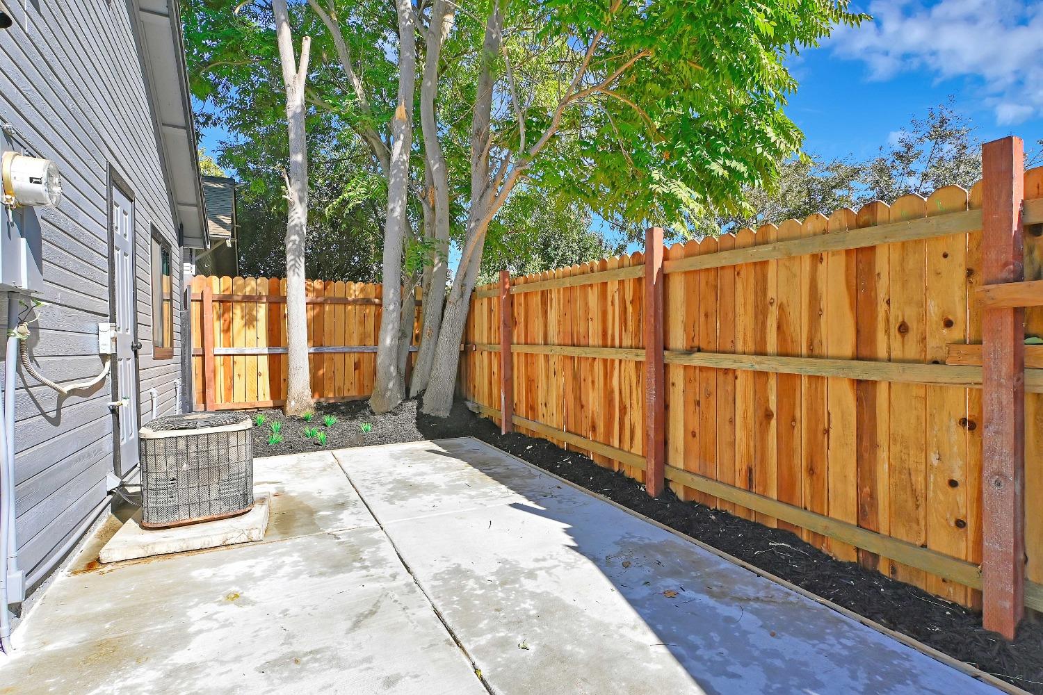 Detail Gallery Image 31 of 33 For 3221 San Jose Way, Sacramento,  CA 95817 - 2 Beds | 1 Baths