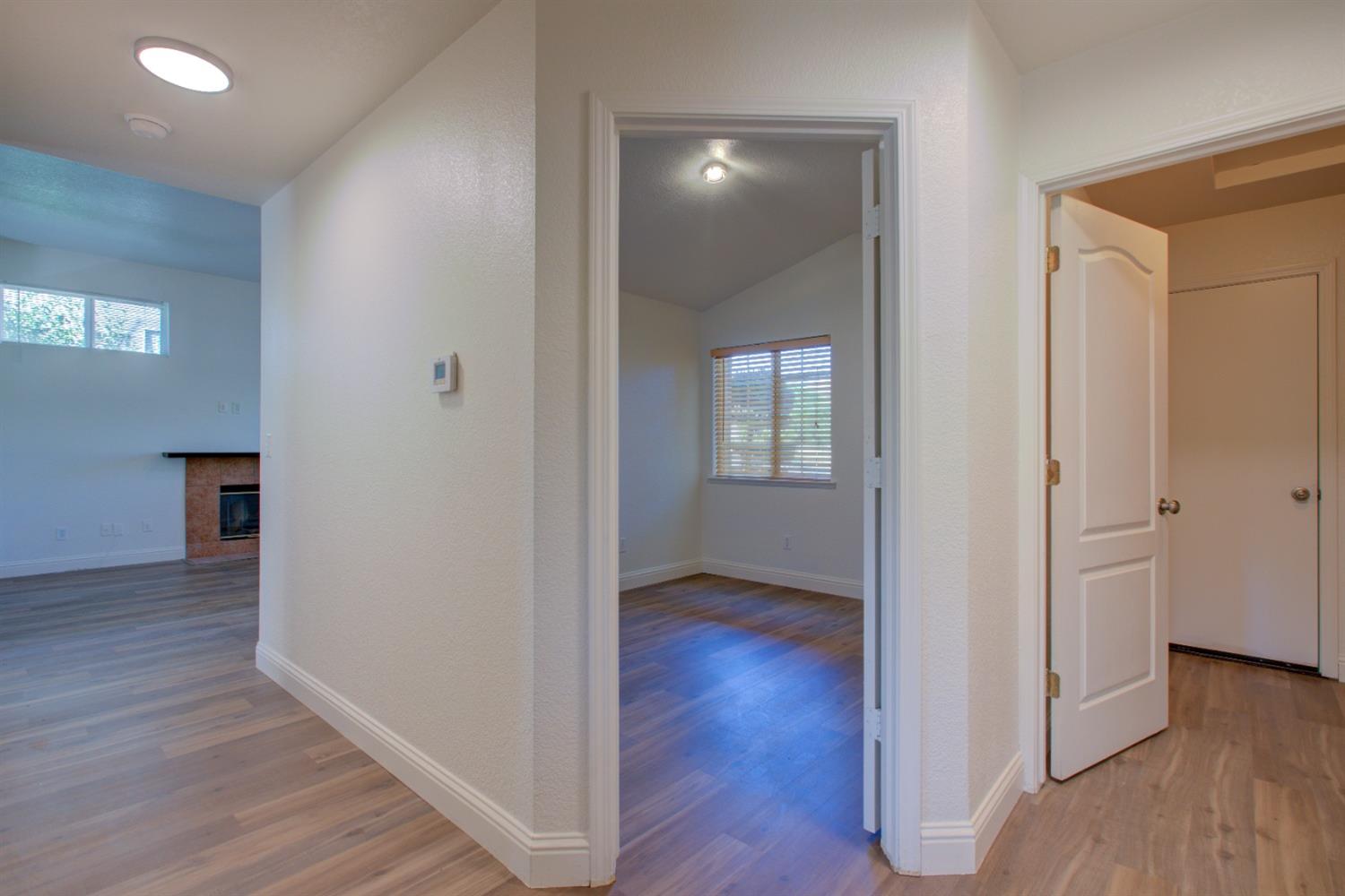 Detail Gallery Image 6 of 51 For 632 Helen Dr, Turlock,  CA 95382 - 3 Beds | 2 Baths