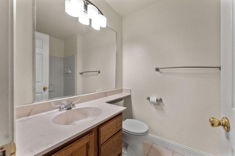 Detail Gallery Image 21 of 35 For 6247 Arabian Pl, Stockton,  CA 95210 - 4 Beds | 2/1 Baths