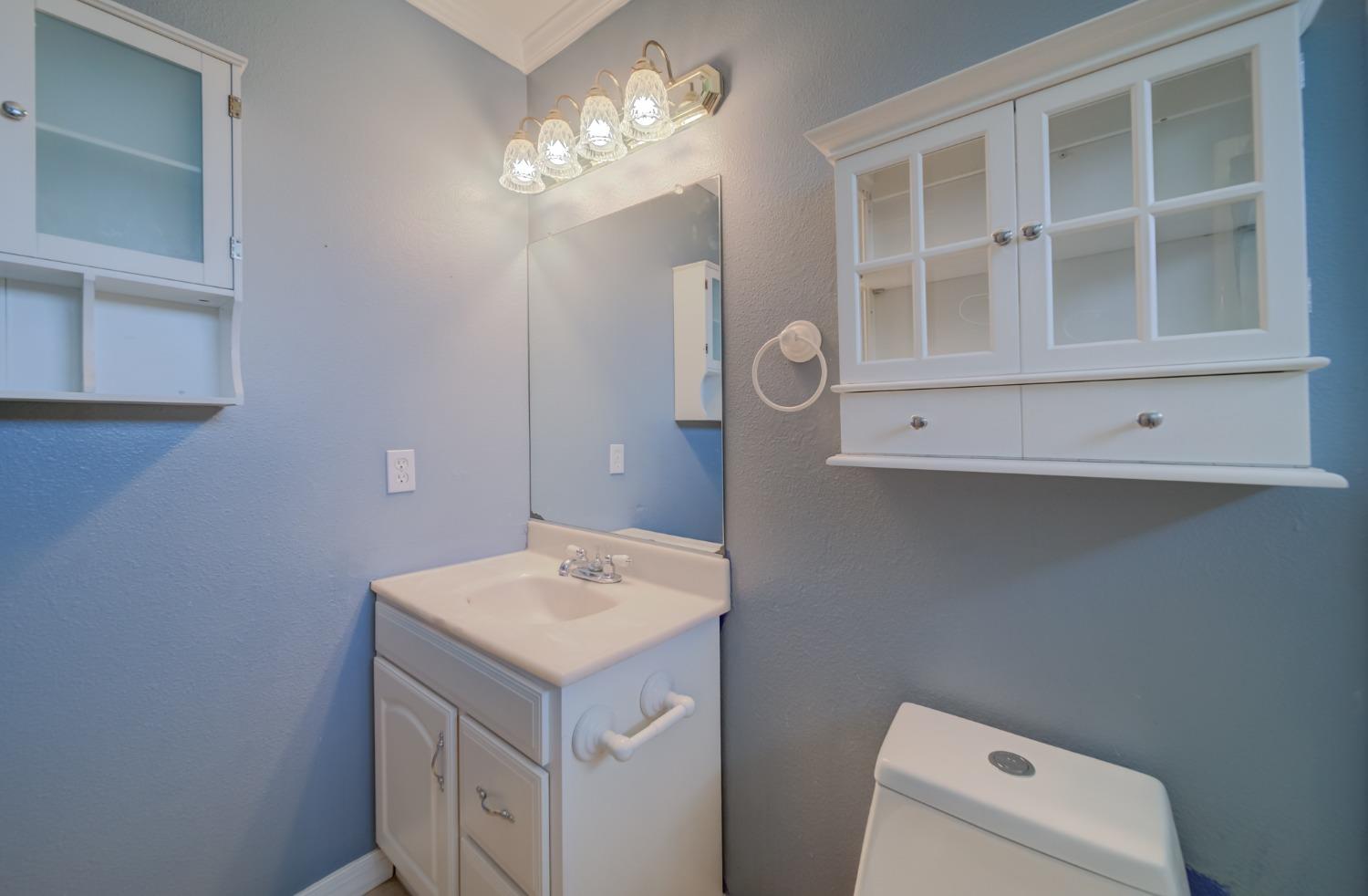 Detail Gallery Image 34 of 48 For 5005 Harebell Ct, Sacramento,  CA 95842 - 4 Beds | 2/1 Baths