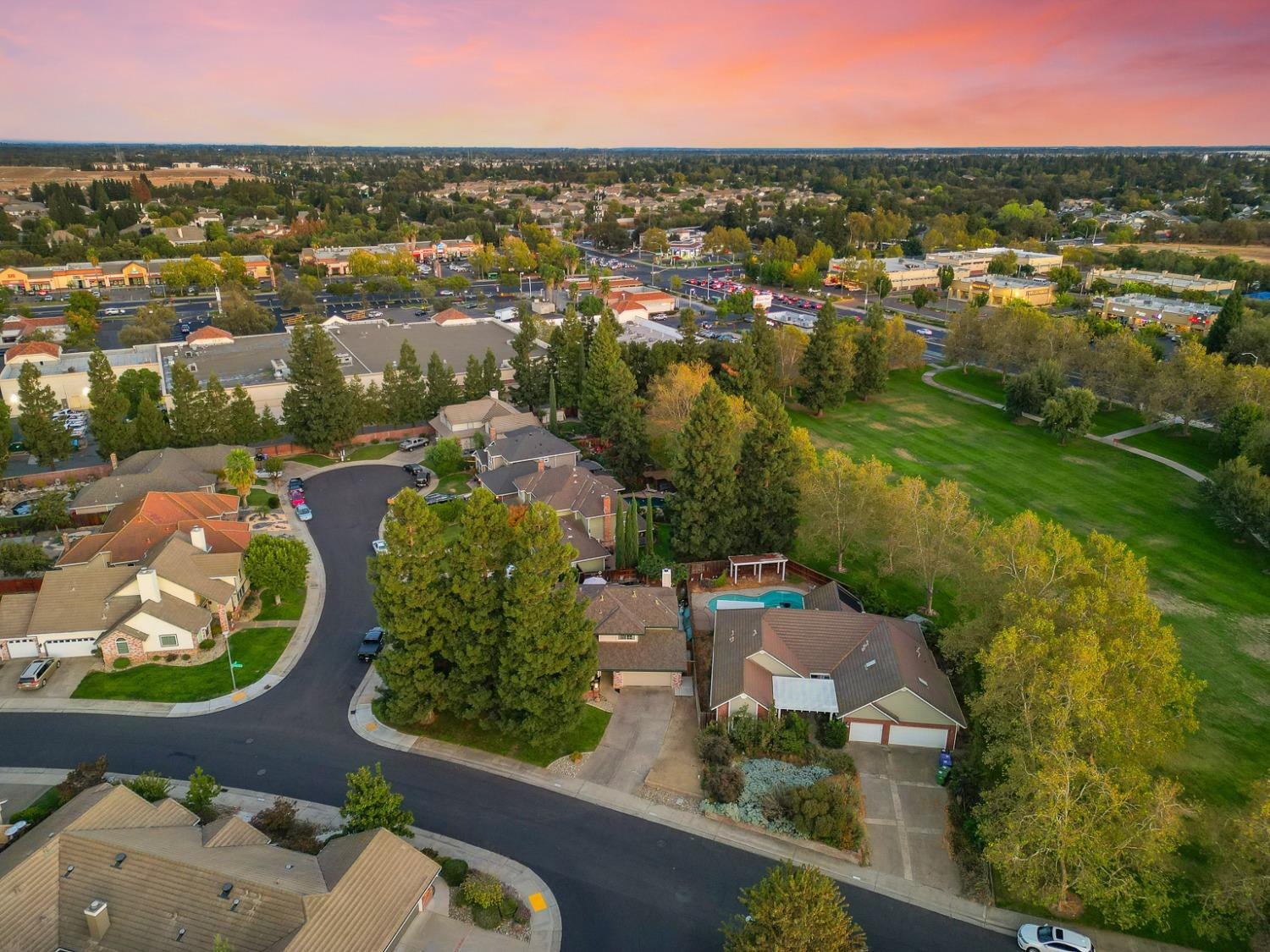 Detail Gallery Image 63 of 64 For 9200 Camden Lake Way, Elk Grove,  CA 95624 - 3 Beds | 2/1 Baths