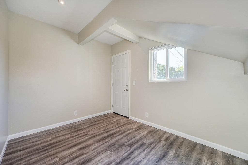 Detail Gallery Image 25 of 57 For 5553 Kenneth Ave, Carmichael,  CA 95608 - 3 Beds | 2 Baths