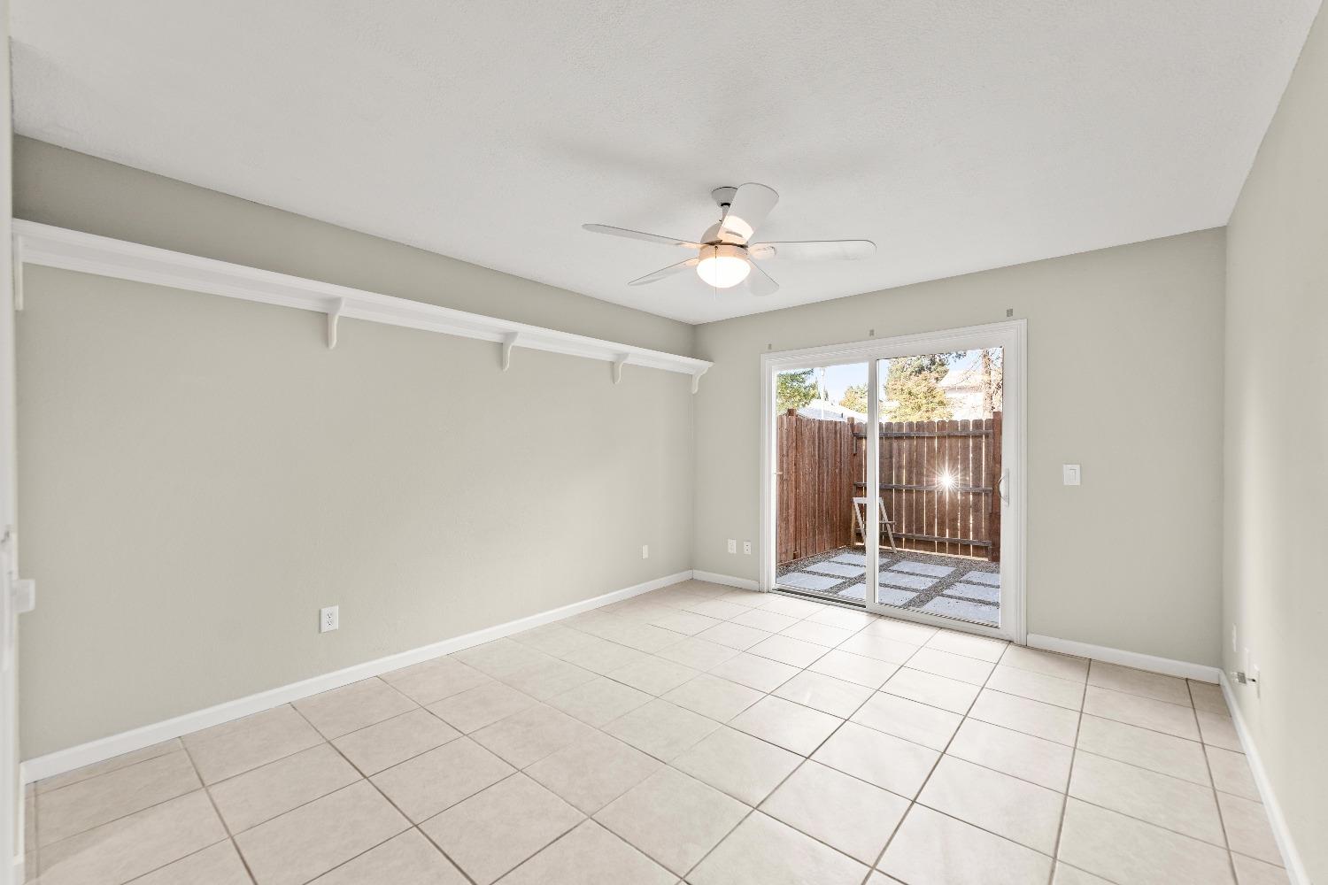 Detail Gallery Image 26 of 53 For 1236 Andalusia Dr, Sacramento,  CA 95833 - 2 Beds | 2 Baths