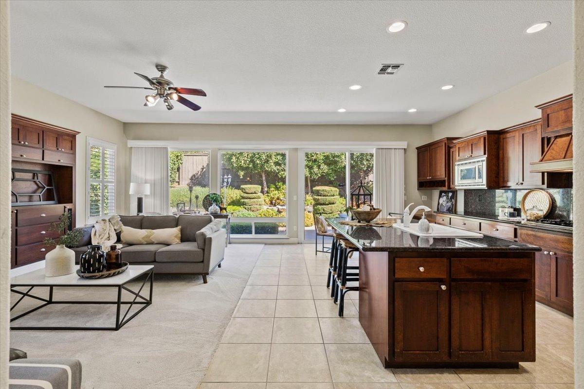 Detail Gallery Image 11 of 48 For 1703 Toby Dr, El Dorado Hills,  CA 95762 - 4 Beds | 3 Baths