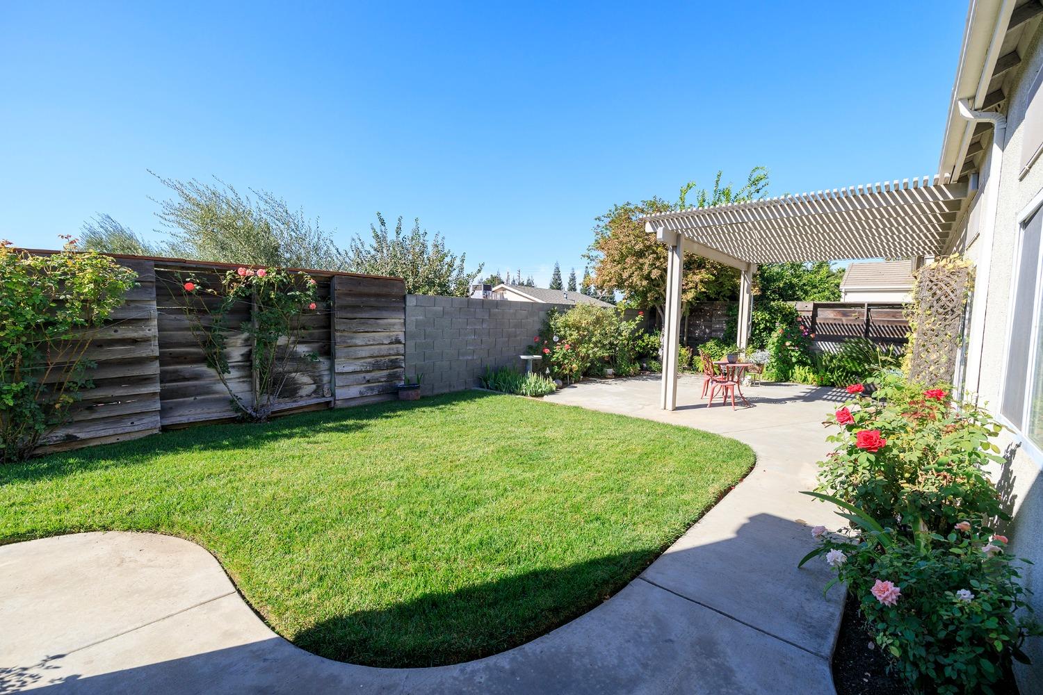 Detail Gallery Image 41 of 44 For 1805 New Chesham Ct, Modesto,  CA 95355 - 3 Beds | 2 Baths