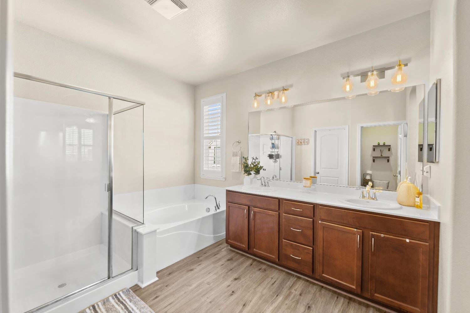 Detail Gallery Image 26 of 58 For 103 Talmont Cir, Roseville,  CA 95678 - 3 Beds | 2/1 Baths