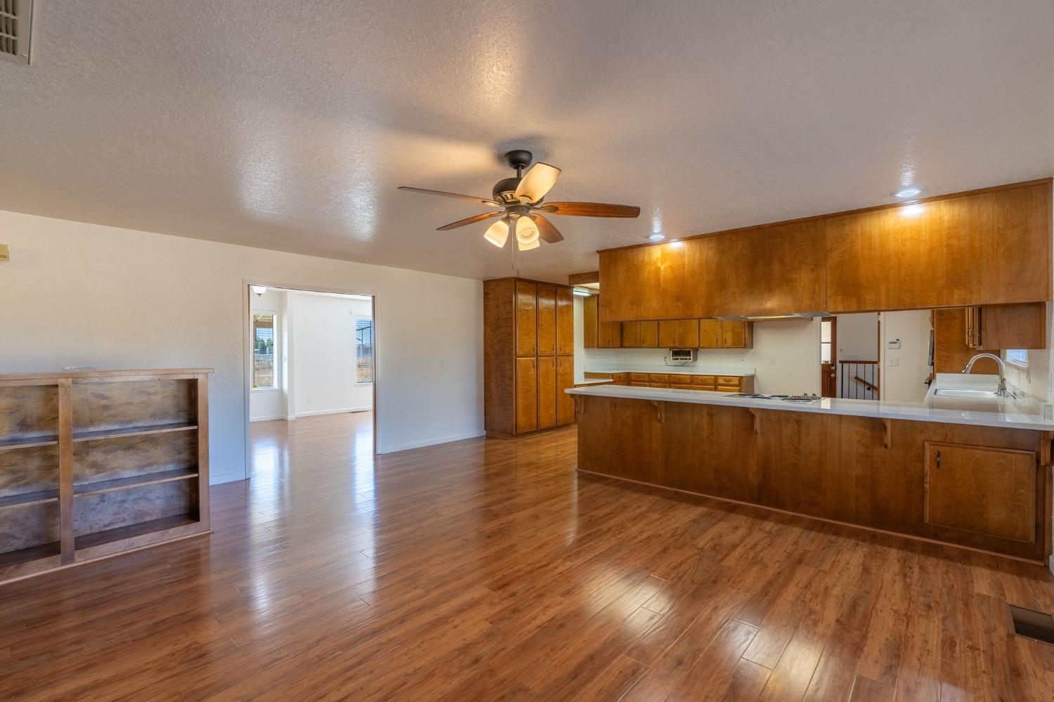 Detail Gallery Image 19 of 45 For 5052 Tully Rd, Modesto,  CA 95356 - 3 Beds | 2/1 Baths