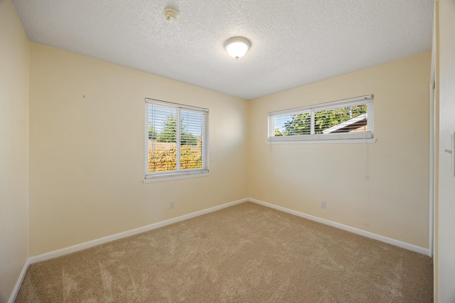 Detail Gallery Image 18 of 30 For 7129 Thomas Dr, North Highlands,  CA 95660 - 3 Beds | 1/1 Baths