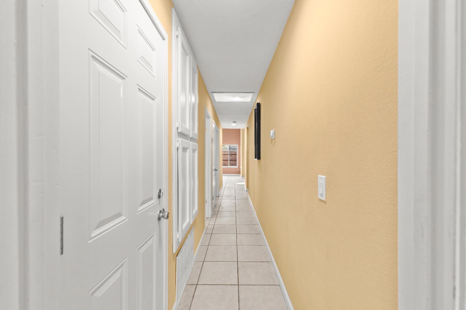 Detail Gallery Image 25 of 53 For 1236 Andalusia Dr, Sacramento,  CA 95833 - 2 Beds | 2 Baths