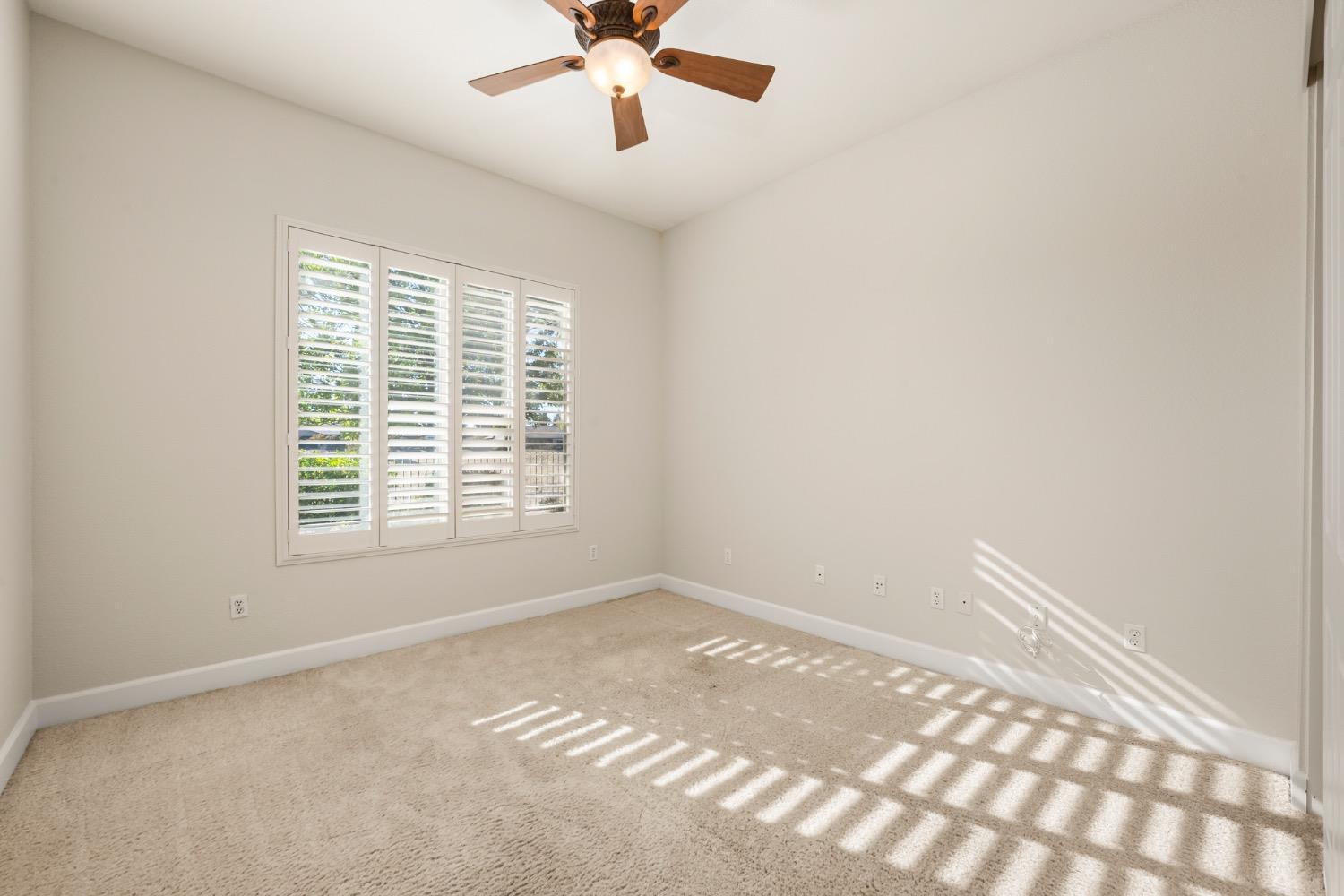 Detail Gallery Image 35 of 64 For 1869 Creekcrest Ln, Lincoln,  CA 95648 - 3 Beds | 2 Baths