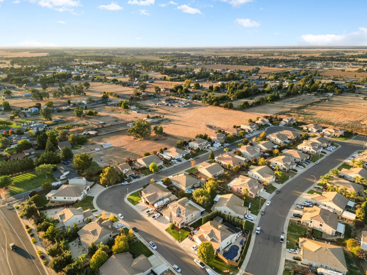 Detail Gallery Image 51 of 51 For 395 Geranium Cir, Galt,  CA 95632 - 4 Beds | 3/1 Baths