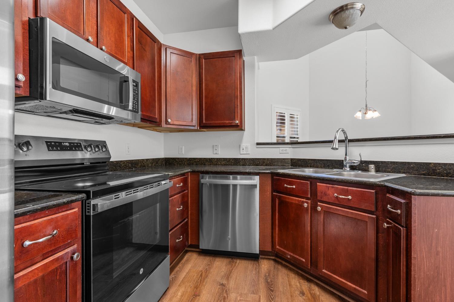 Detail Gallery Image 14 of 41 For 1900 Danbrook Dr #1523,  Sacramento,  CA 95835 - 2 Beds | 2 Baths