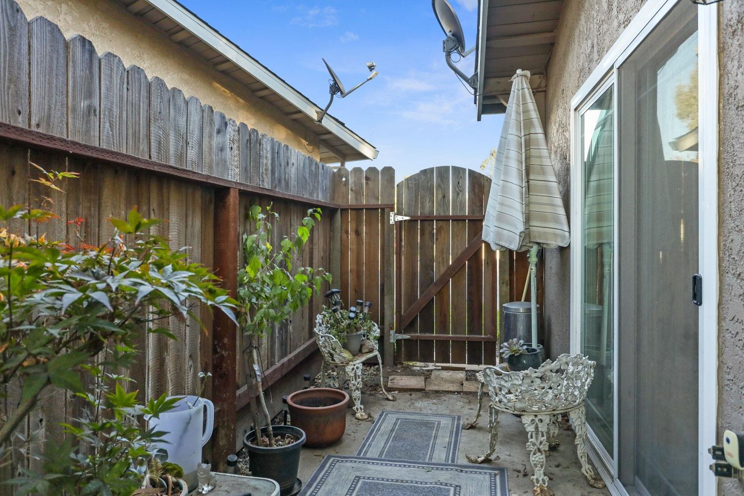 Detail Gallery Image 31 of 41 For 4000 Fara Biundo Dr #7,  Modesto,  CA 95355 - 2 Beds | 2 Baths