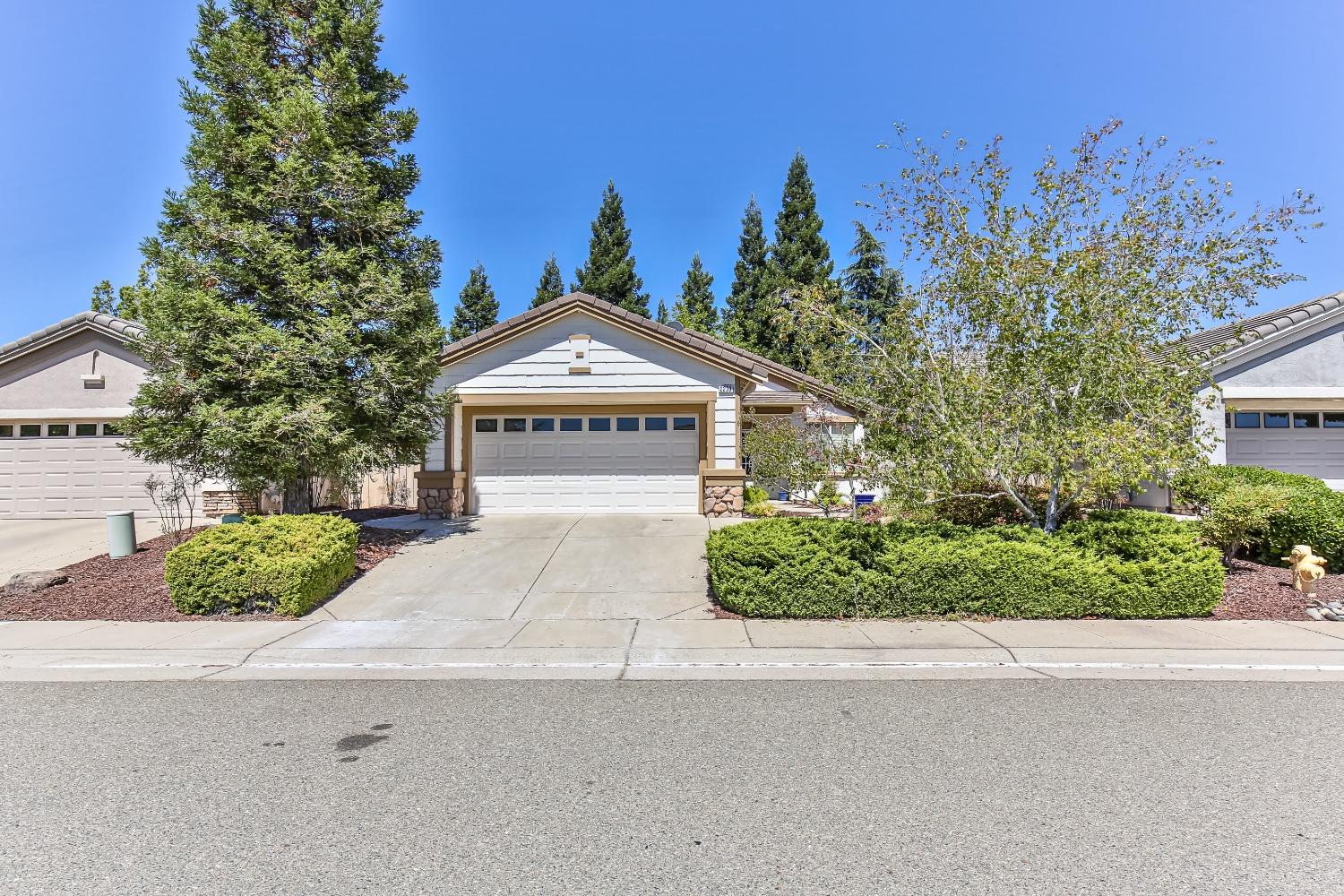 Detail Gallery Image 2 of 41 For 2233 Pebblestone Ln, Lincoln,  CA 95648 - 1 Beds | 2 Baths