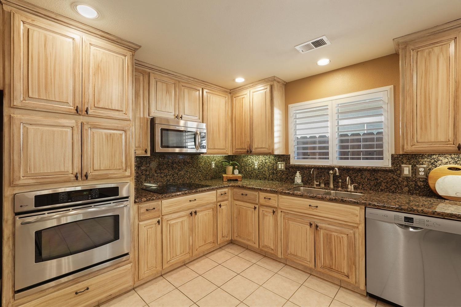 Detail Gallery Image 33 of 60 For 19540 Benedict Dr, Woodbridge,  CA 95258 - 4 Beds | 2 Baths