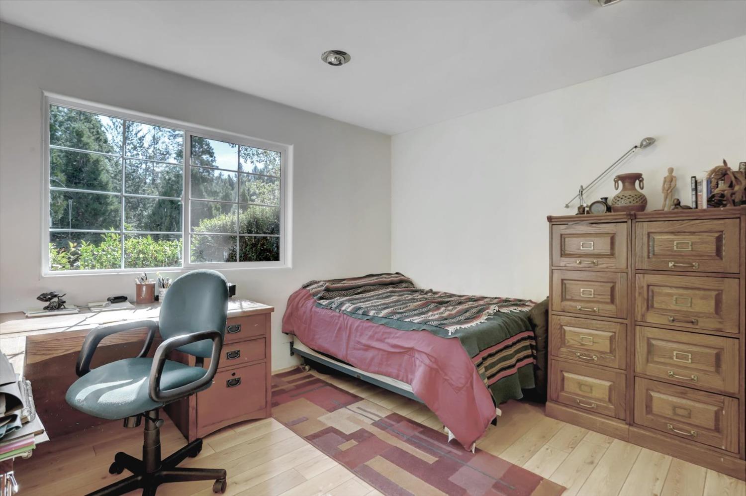 Detail Gallery Image 21 of 96 For 10680 Willow Valley Rd, Nevada City,  CA 95959 - 3 Beds | 2 Baths