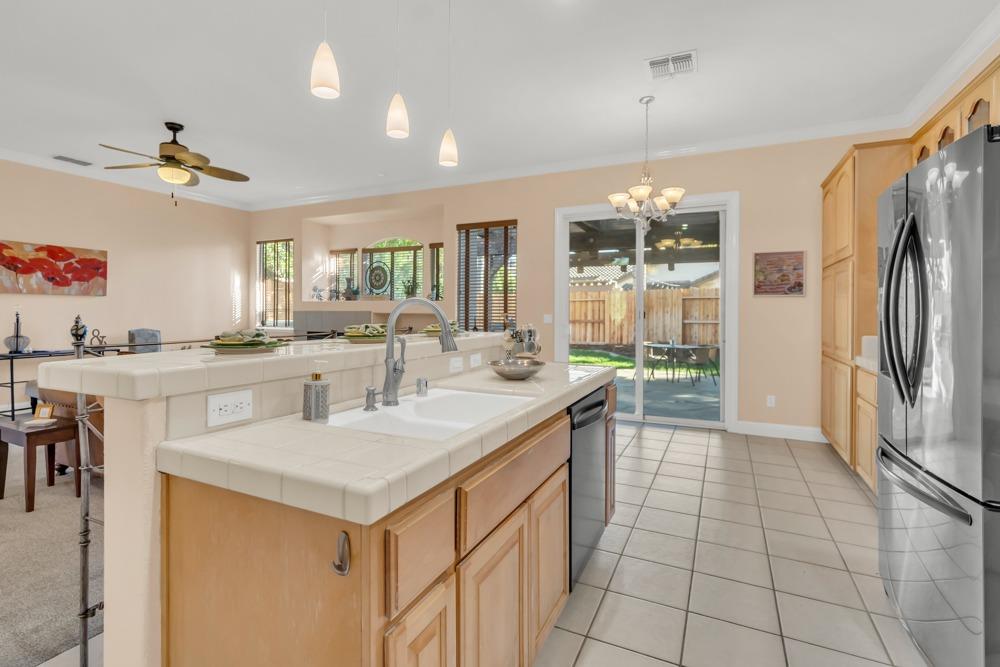 Detail Gallery Image 17 of 53 For 1281 Lorden Ct, Folsom,  CA 95630 - 3 Beds | 2 Baths