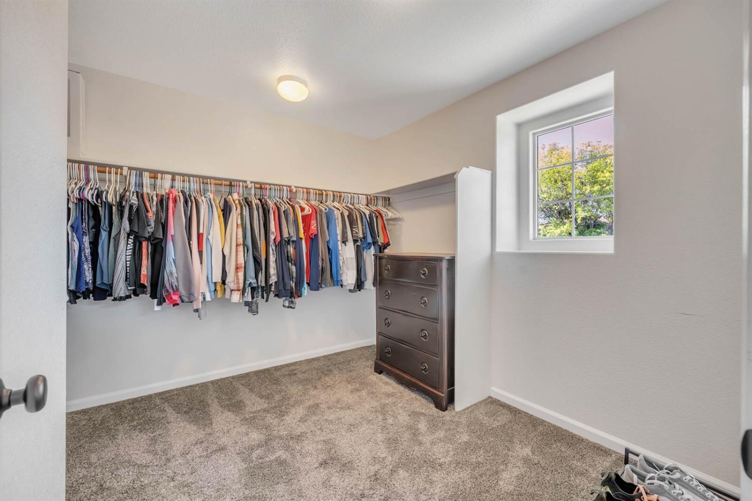 Detail Gallery Image 26 of 40 For 1612 Drummond Ln, Lincoln,  CA 95648 - 4 Beds | 2/1 Baths