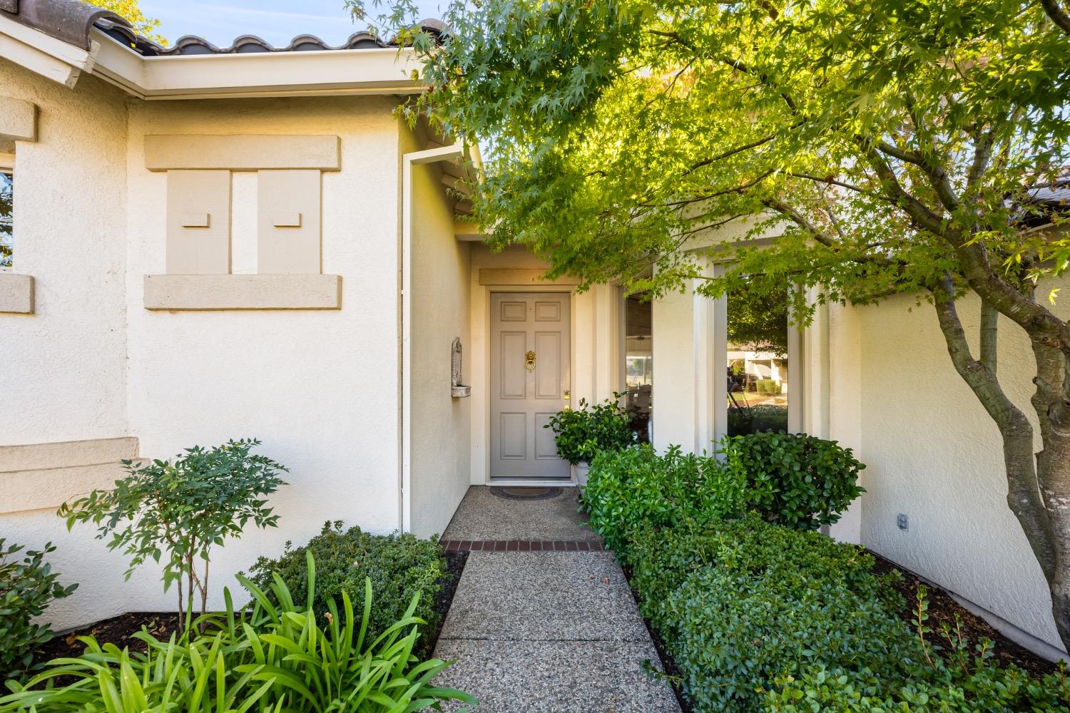 Detail Gallery Image 4 of 64 For 1869 Creekcrest Ln, Lincoln,  CA 95648 - 3 Beds | 2 Baths