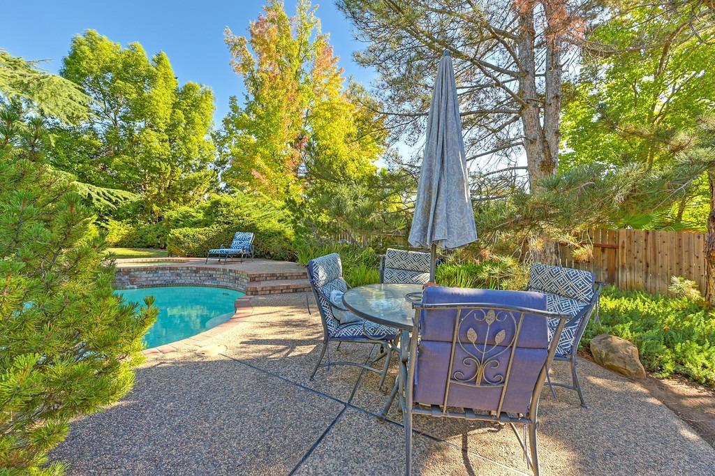 Detail Gallery Image 39 of 49 For 9369 Blue Oak Dr, Orangevale,  CA 95662 - 4 Beds | 2/1 Baths