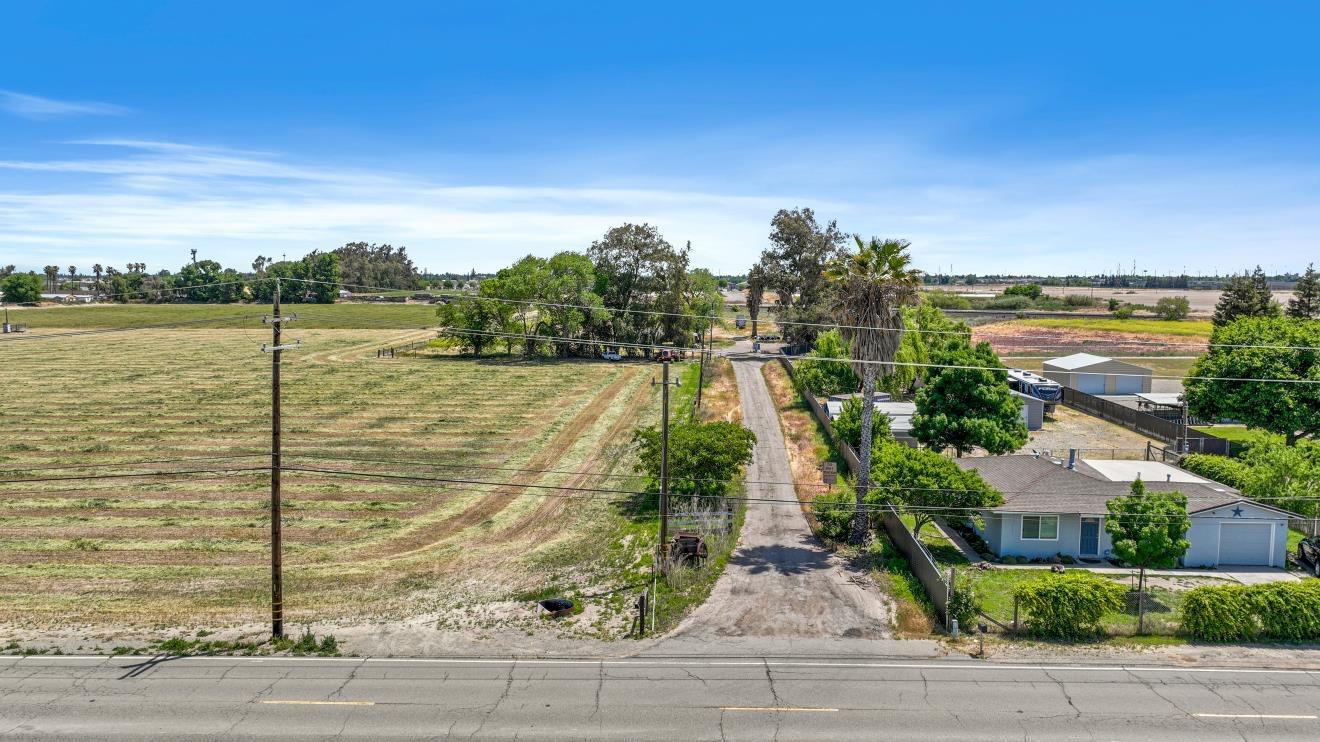 Detail Gallery Image 24 of 39 For 18328 S Mckinley, Manteca,  CA 95337 - 2 Beds | 1 Baths