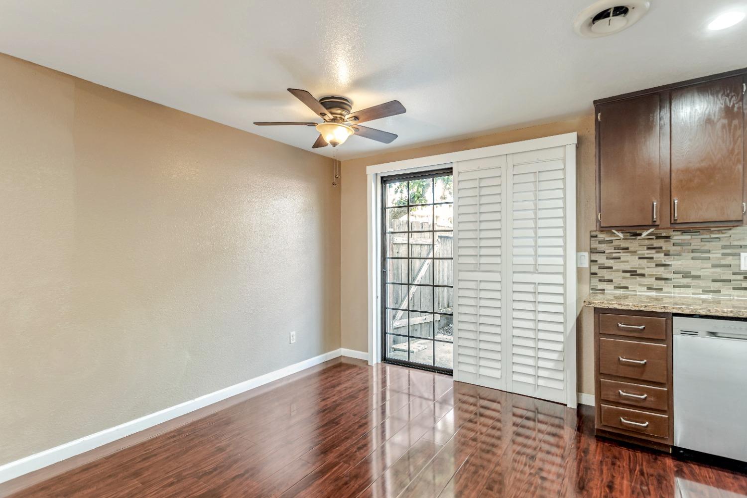 Detail Gallery Image 15 of 56 For 801 Nash #D5,  Hollister,  CA 95023 - 3 Beds | 1/1 Baths