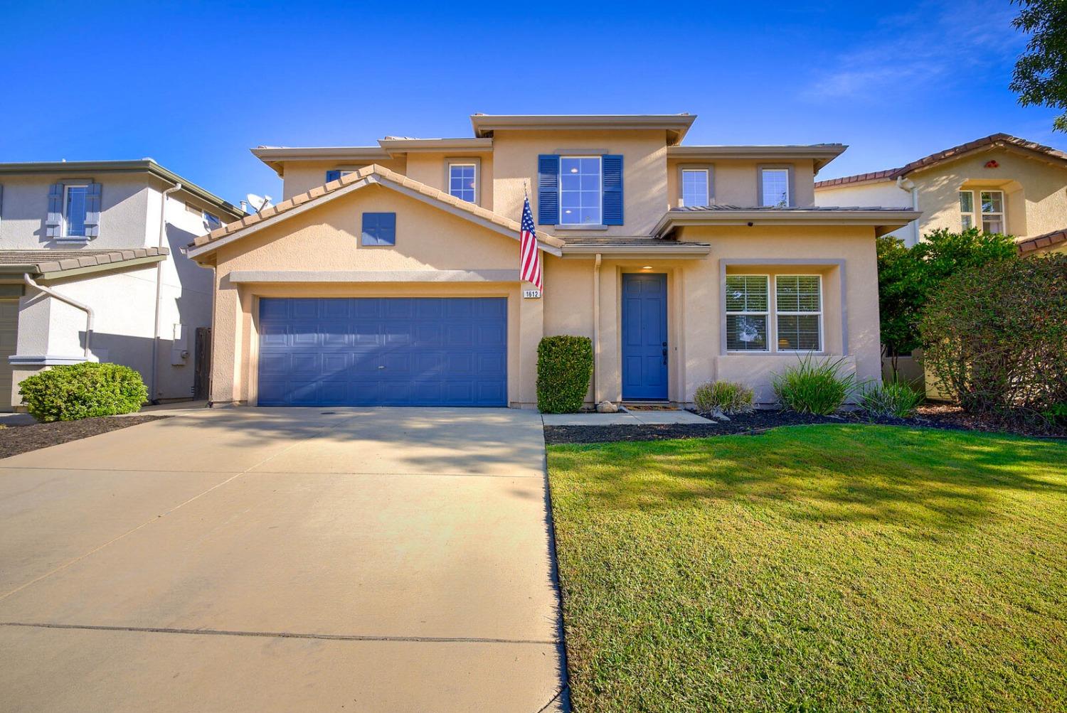 Detail Gallery Image 1 of 40 For 1612 Drummond Ln, Lincoln,  CA 95648 - 4 Beds | 2/1 Baths