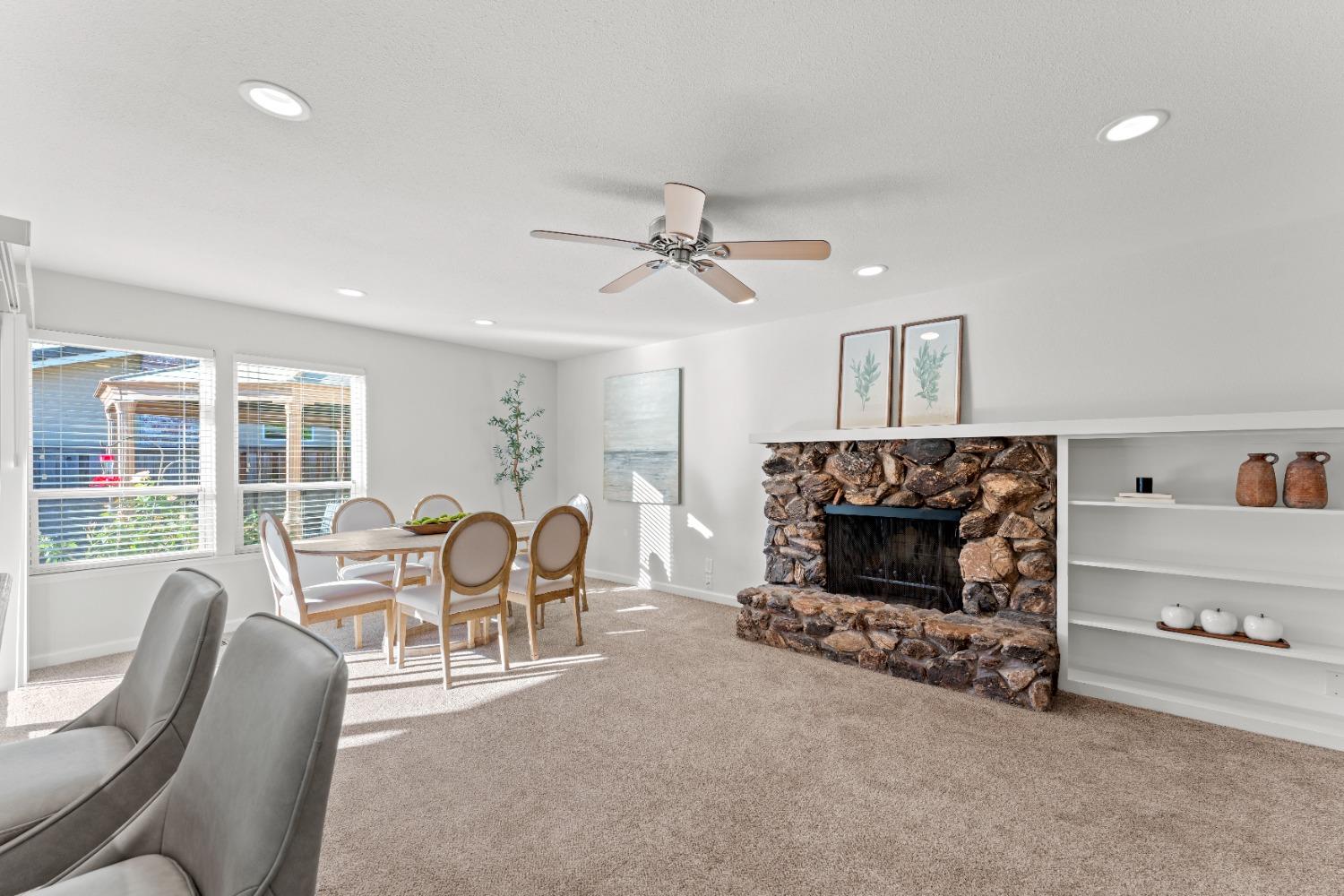 Detail Gallery Image 12 of 42 For 6836 Westmore Way, Carmichael,  CA 95608 - 4 Beds | 2 Baths