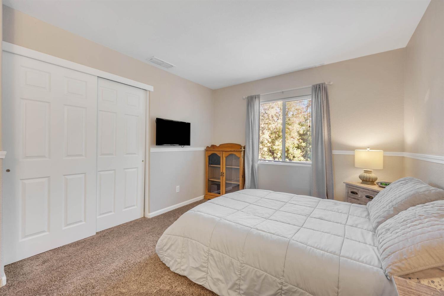 Detail Gallery Image 30 of 40 For 1612 Drummond Ln, Lincoln,  CA 95648 - 4 Beds | 2/1 Baths