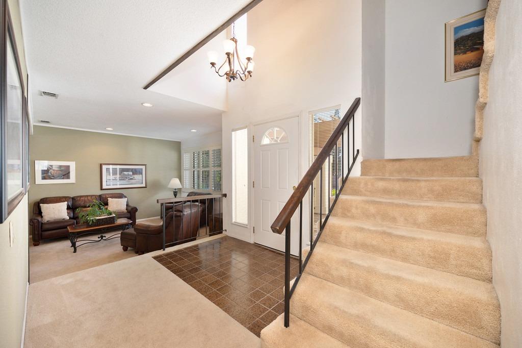 Detail Gallery Image 21 of 49 For 9369 Blue Oak Dr, Orangevale,  CA 95662 - 4 Beds | 2/1 Baths