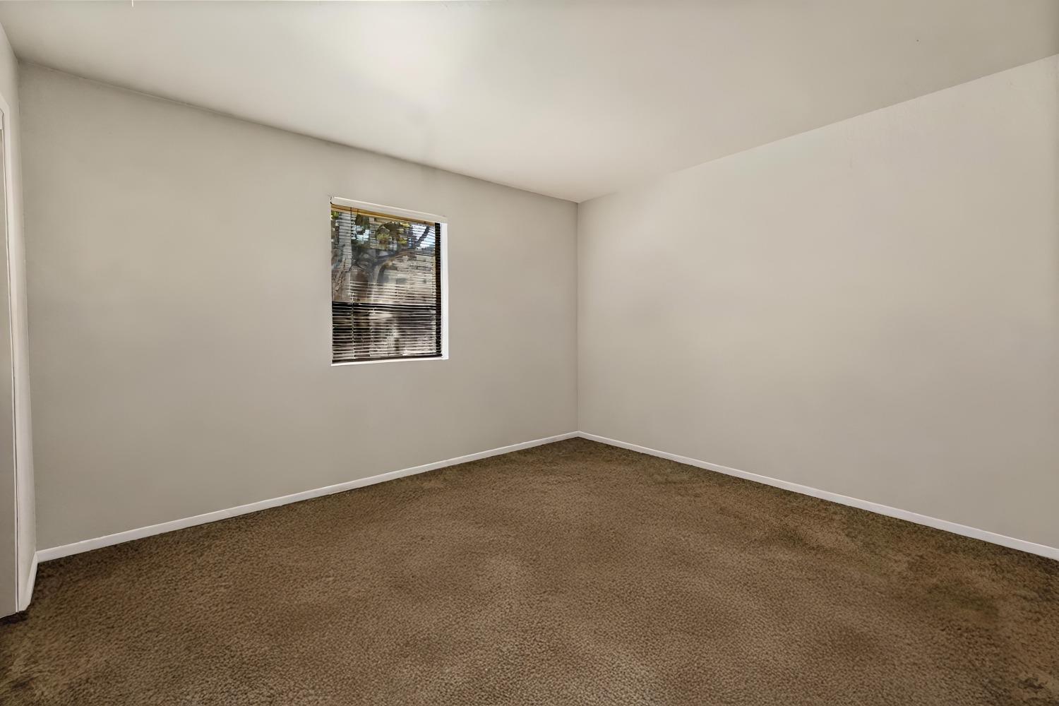 Detail Gallery Image 18 of 28 For 2401 Eilers Ln #502,  Lodi,  CA 95242 - 2 Beds | 2 Baths