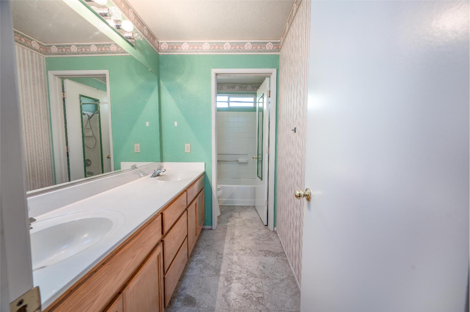 Detail Gallery Image 39 of 48 For 4613 Sun Stone Ct, Salida,  CA 95368 - 3 Beds | 2/1 Baths