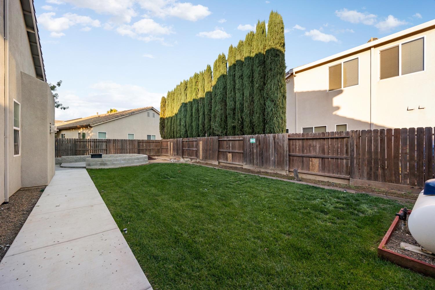 Detail Gallery Image 40 of 51 For 395 Geranium Cir, Galt,  CA 95632 - 4 Beds | 3/1 Baths