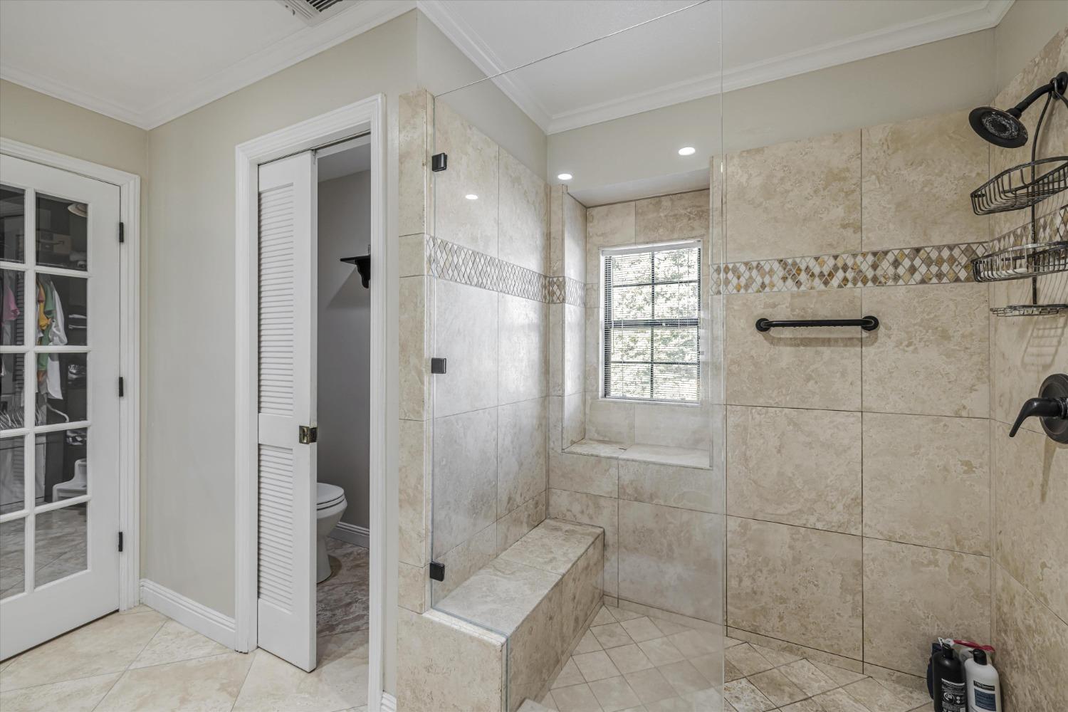 Detail Gallery Image 29 of 39 For 7900 Meadowridge Ct, Fair Oaks,  CA 95628 - 4 Beds | 2/1 Baths