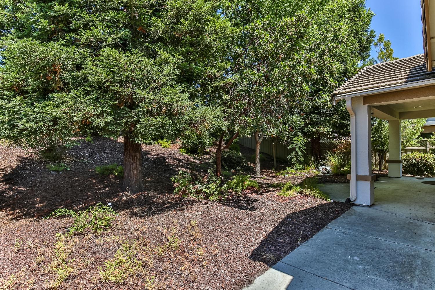 Detail Gallery Image 36 of 41 For 2233 Pebblestone Ln, Lincoln,  CA 95648 - 1 Beds | 2 Baths