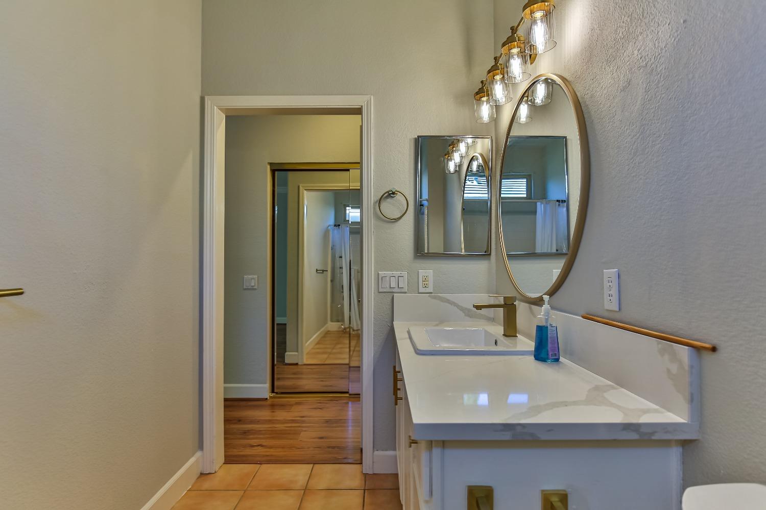 Detail Gallery Image 29 of 41 For 2233 Pebblestone Ln, Lincoln,  CA 95648 - 1 Beds | 2 Baths