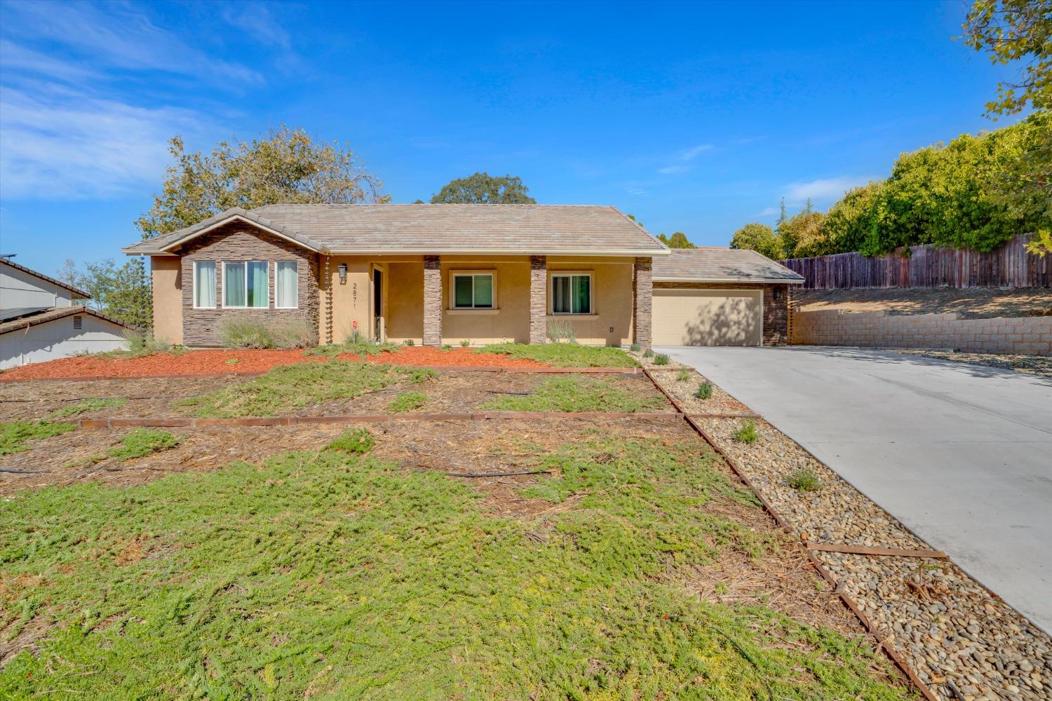 Detail Gallery Image 5 of 36 For 2871 Stagecoach Dr, Valley Springs,  CA 95252 - 3 Beds | 2 Baths