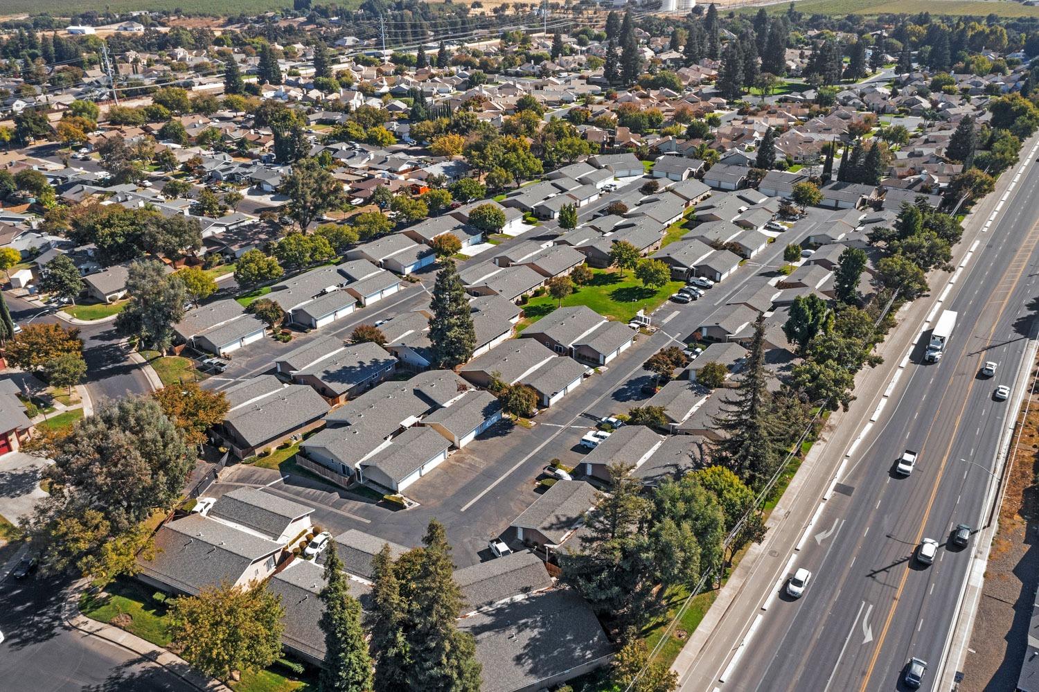 Detail Gallery Image 35 of 41 For 4000 Fara Biundo Dr #7,  Modesto,  CA 95355 - 2 Beds | 2 Baths