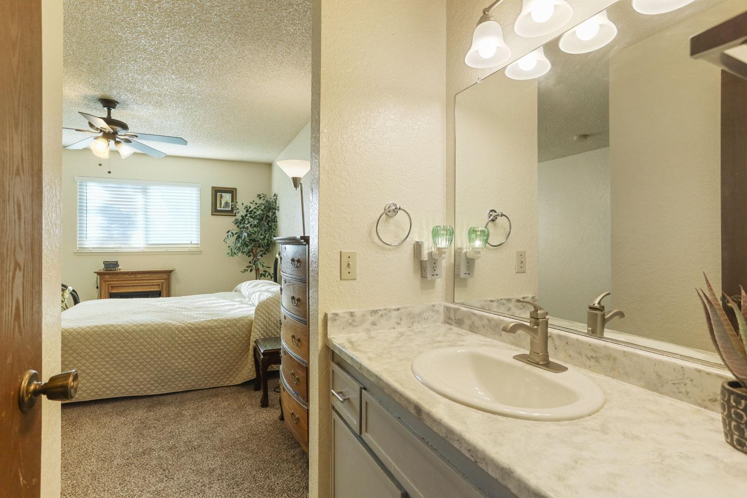 Detail Gallery Image 26 of 41 For 4000 Fara Biundo Dr #7,  Modesto,  CA 95355 - 2 Beds | 2 Baths