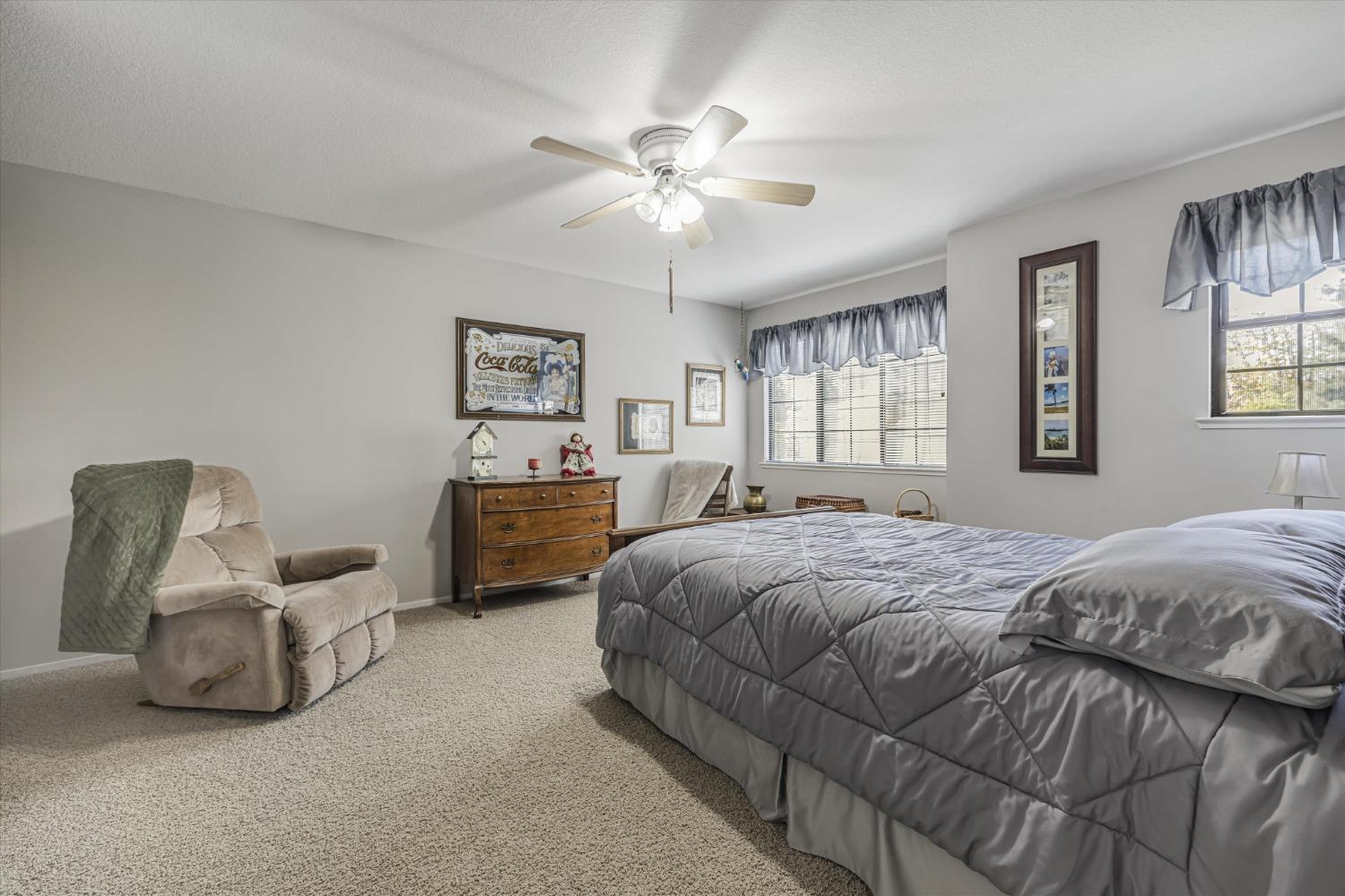 Detail Gallery Image 24 of 39 For 7900 Meadowridge Ct, Fair Oaks,  CA 95628 - 4 Beds | 2/1 Baths