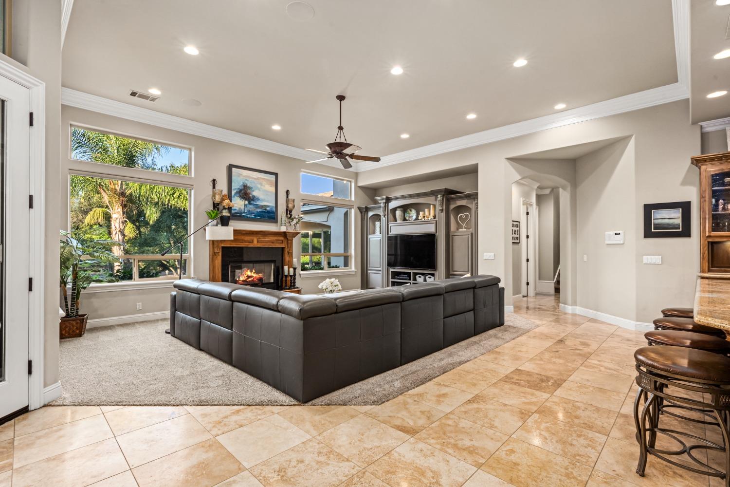 Detail Gallery Image 16 of 75 For 8100 Macargo Ct, Granite Bay,  CA 95746 - 4 Beds | 4/1 Baths