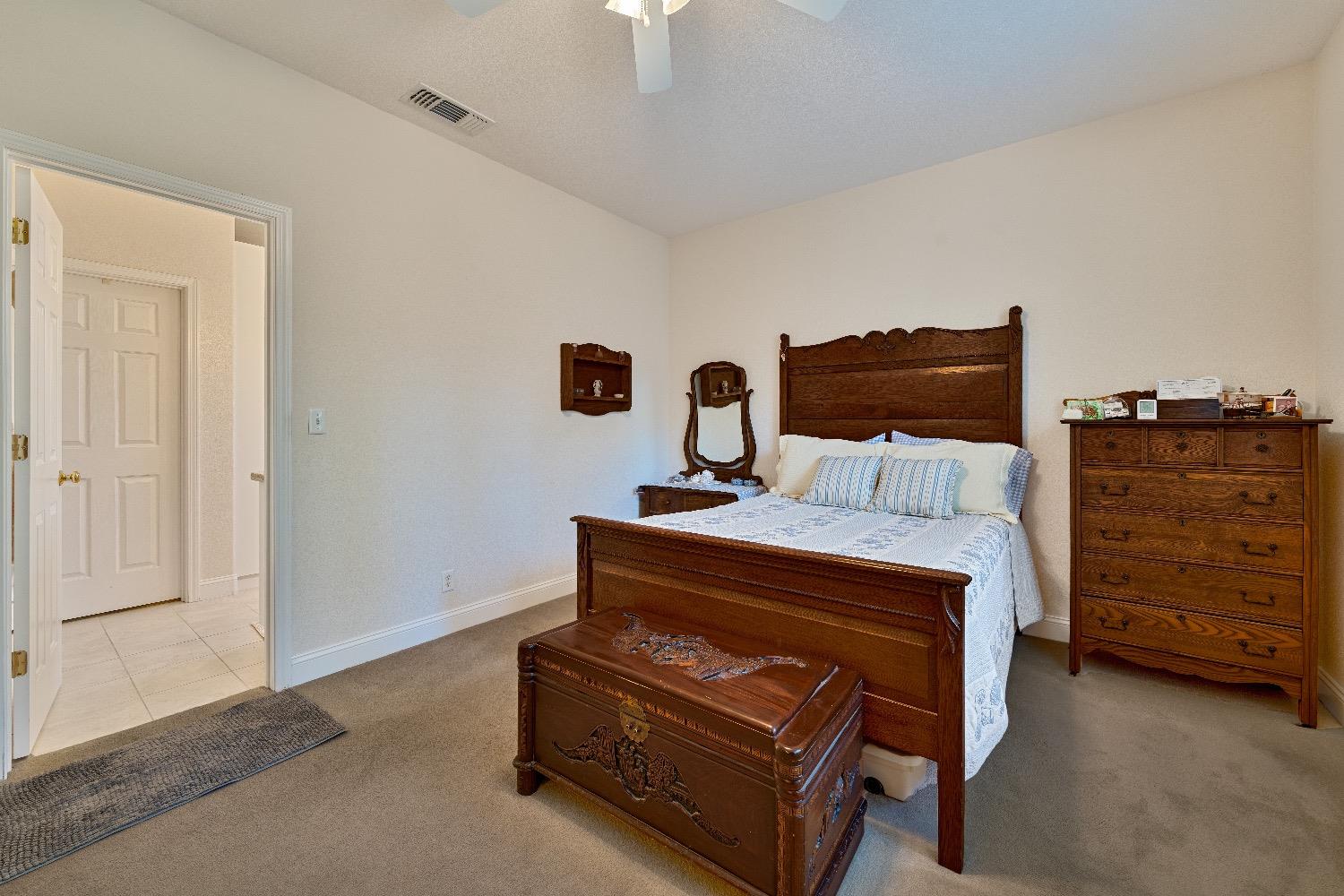 Detail Gallery Image 21 of 50 For 3523 Evergreen Ct, Rocklin,  CA 95765 - 3 Beds | 2/1 Baths