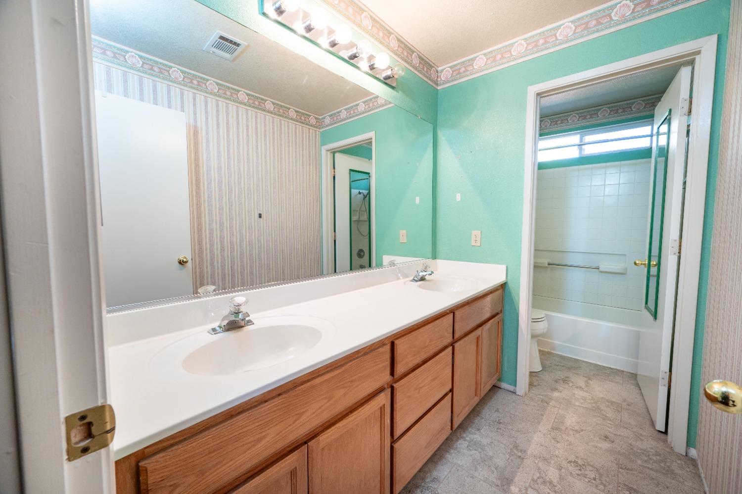 Detail Gallery Image 38 of 48 For 4613 Sun Stone Ct, Salida,  CA 95368 - 3 Beds | 2/1 Baths