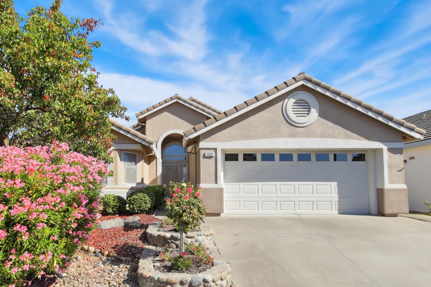 Detail Gallery Image 1 of 1 For 7122 Cope Ridge Way, Roseville,  CA 95747 - 2 Beds | 2 Baths