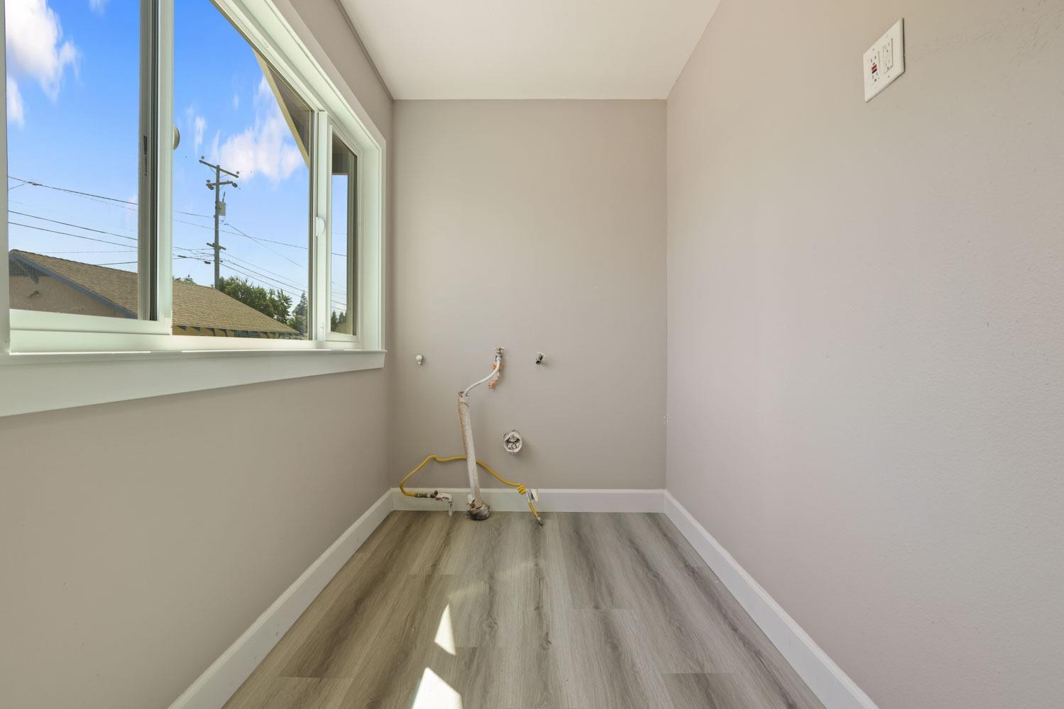 Detail Gallery Image 24 of 40 For 130 2nd St, Ripon,  CA 95366 - 3 Beds | 2 Baths