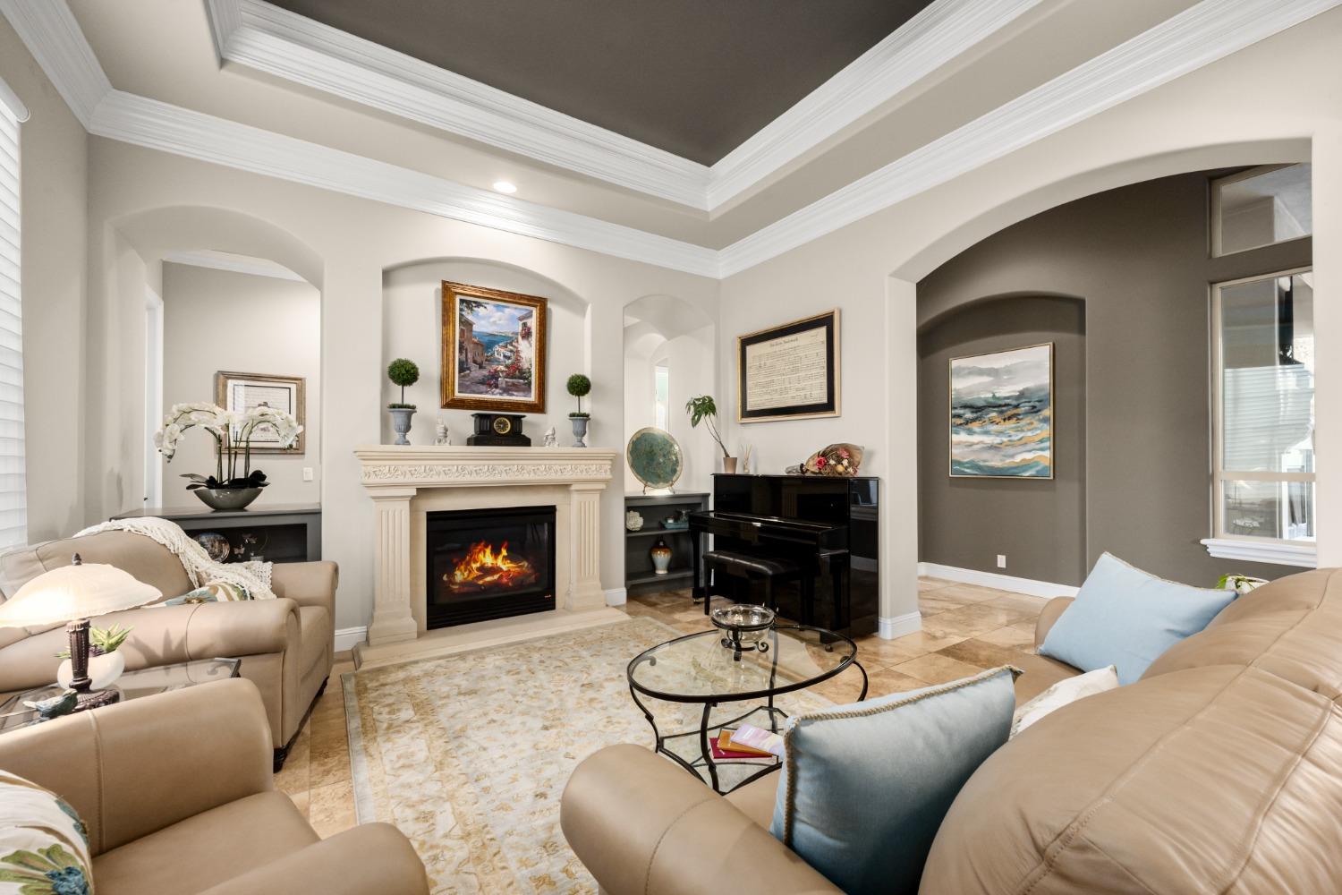 Detail Gallery Image 10 of 75 For 8100 Macargo Ct, Granite Bay,  CA 95746 - 4 Beds | 4/1 Baths