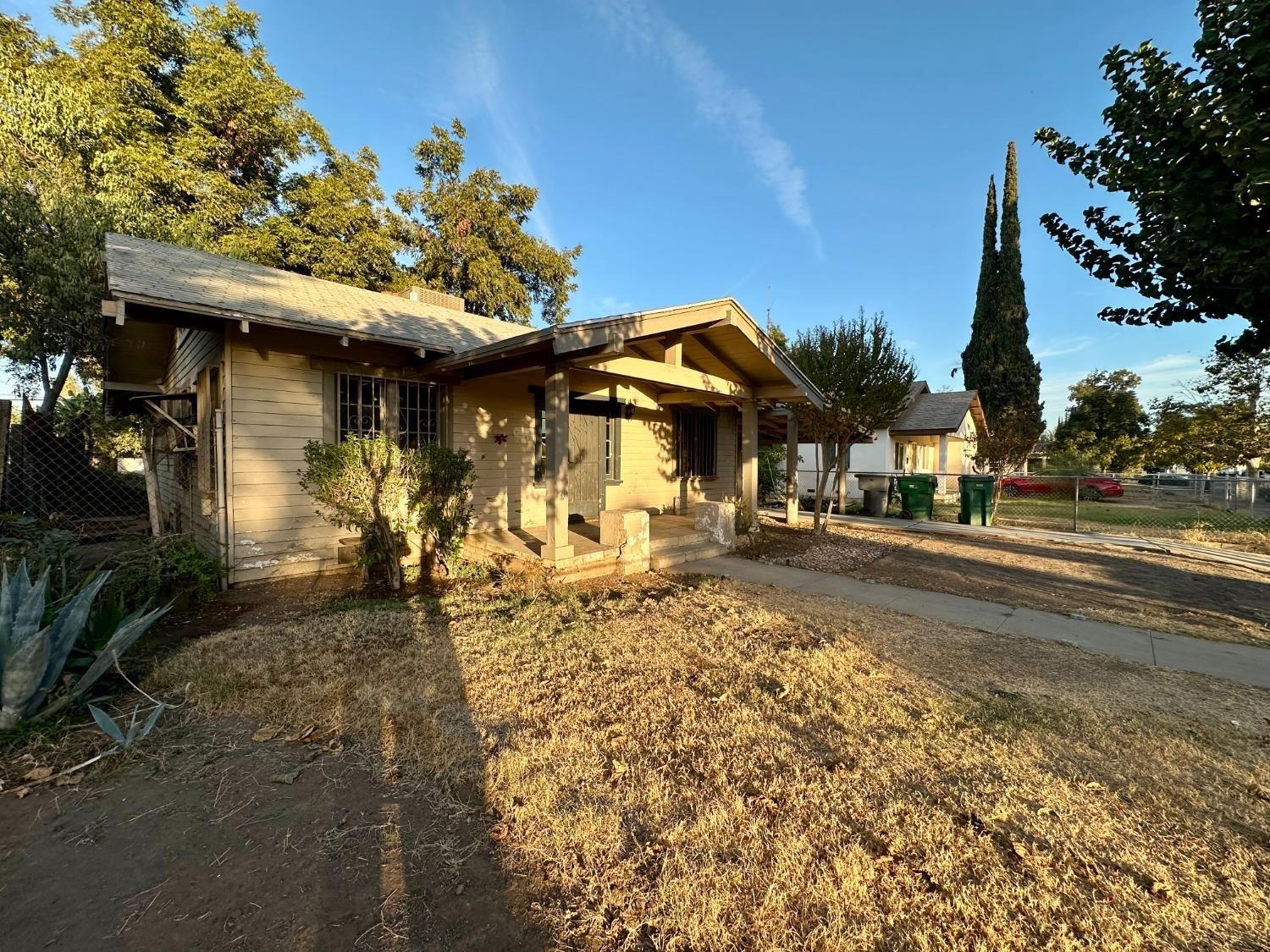 S 9th Street, Fresno, California image 2