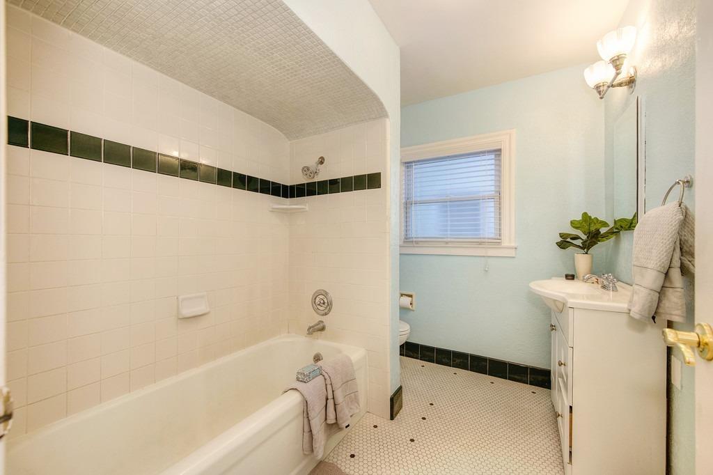 Detail Gallery Image 22 of 40 For 3738 Miller Way, Sacramento,  CA 95817 - 2 Beds | 1 Baths