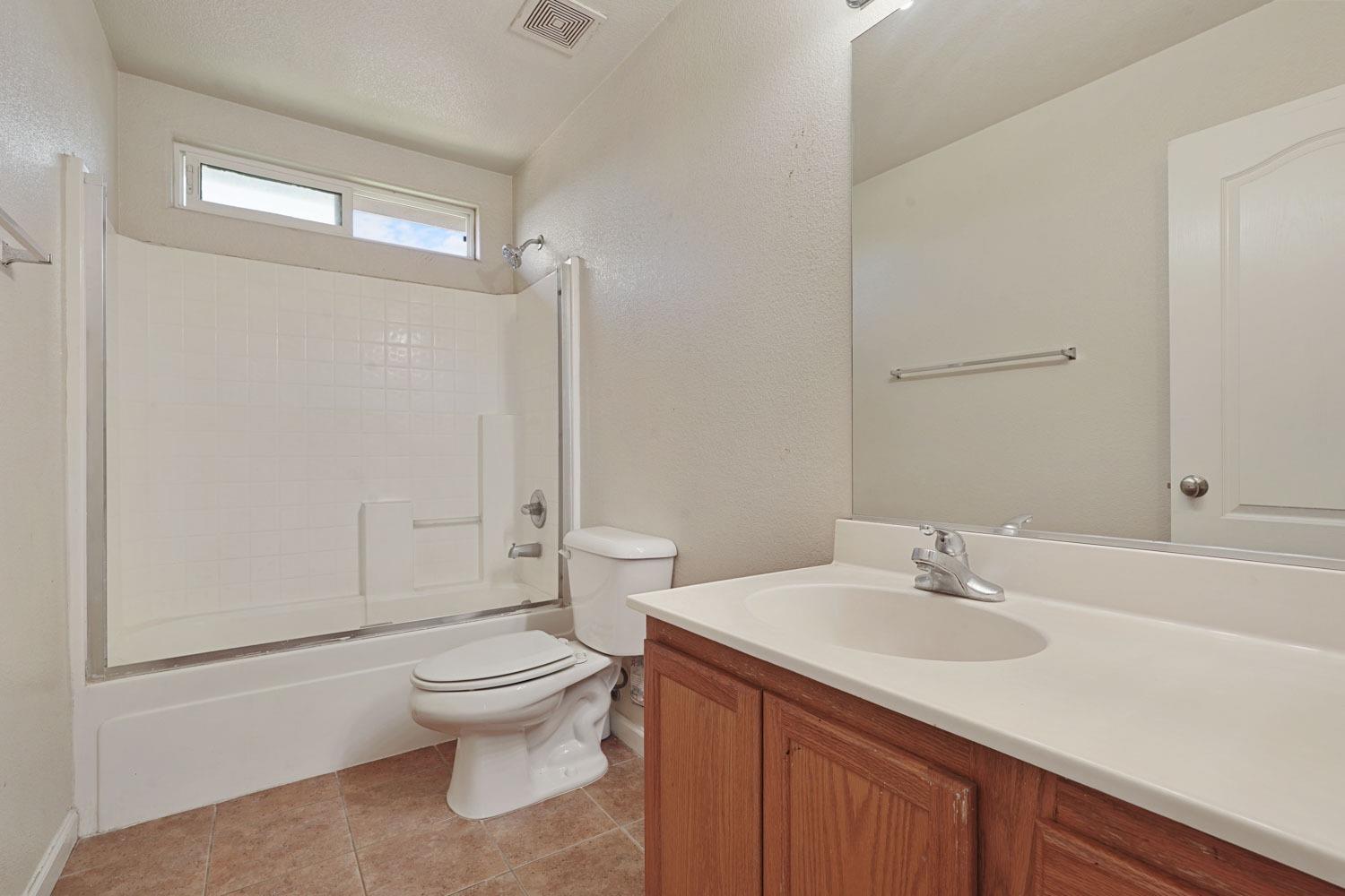 Detail Gallery Image 27 of 42 For 431 via Marco Ln, Lodi,  CA 95240 - 4 Beds | 2/1 Baths