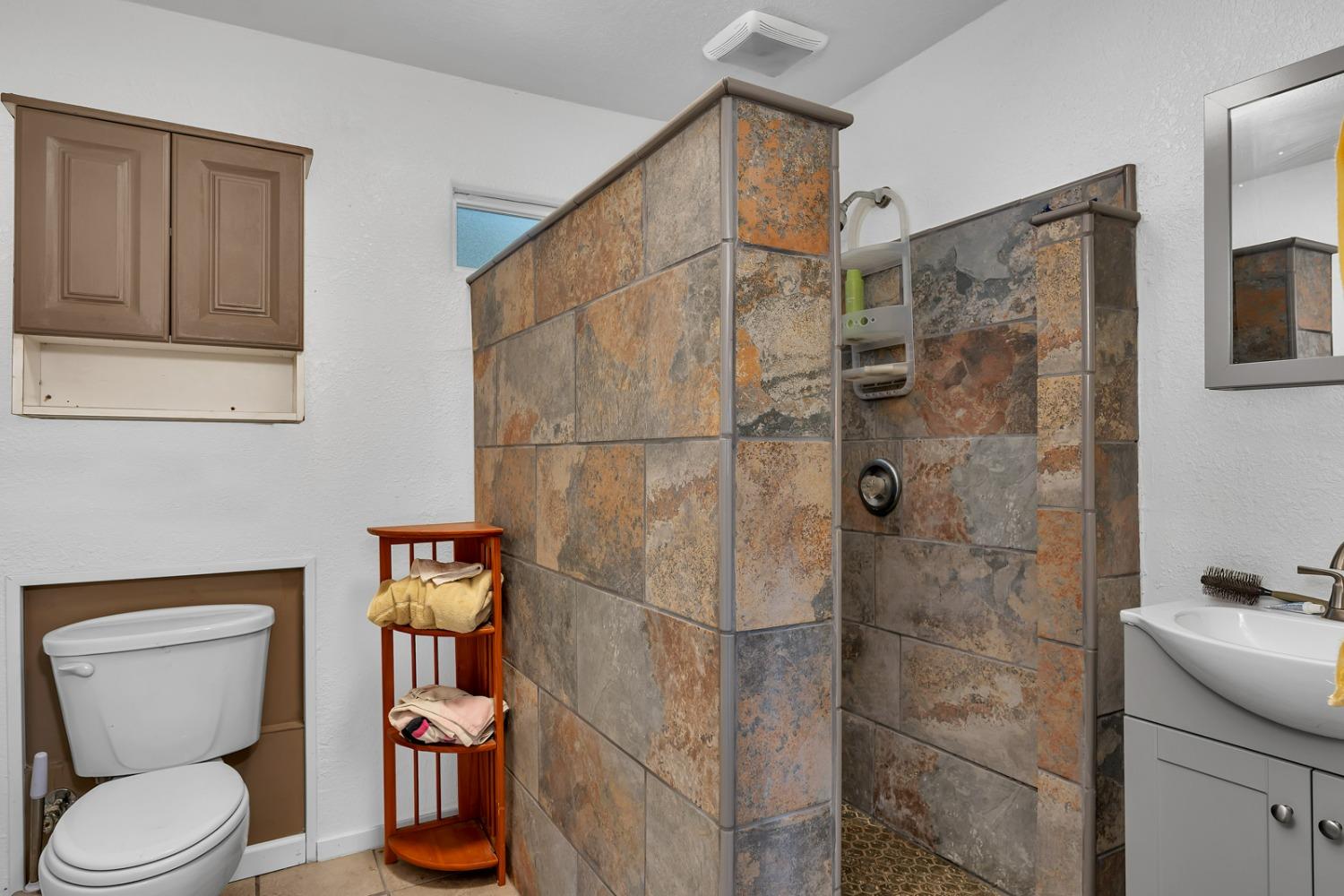 Detail Gallery Image 55 of 60 For 16761 Millux Ave, Dos Palos,  CA 93620 - 3 Beds | 1/1 Baths